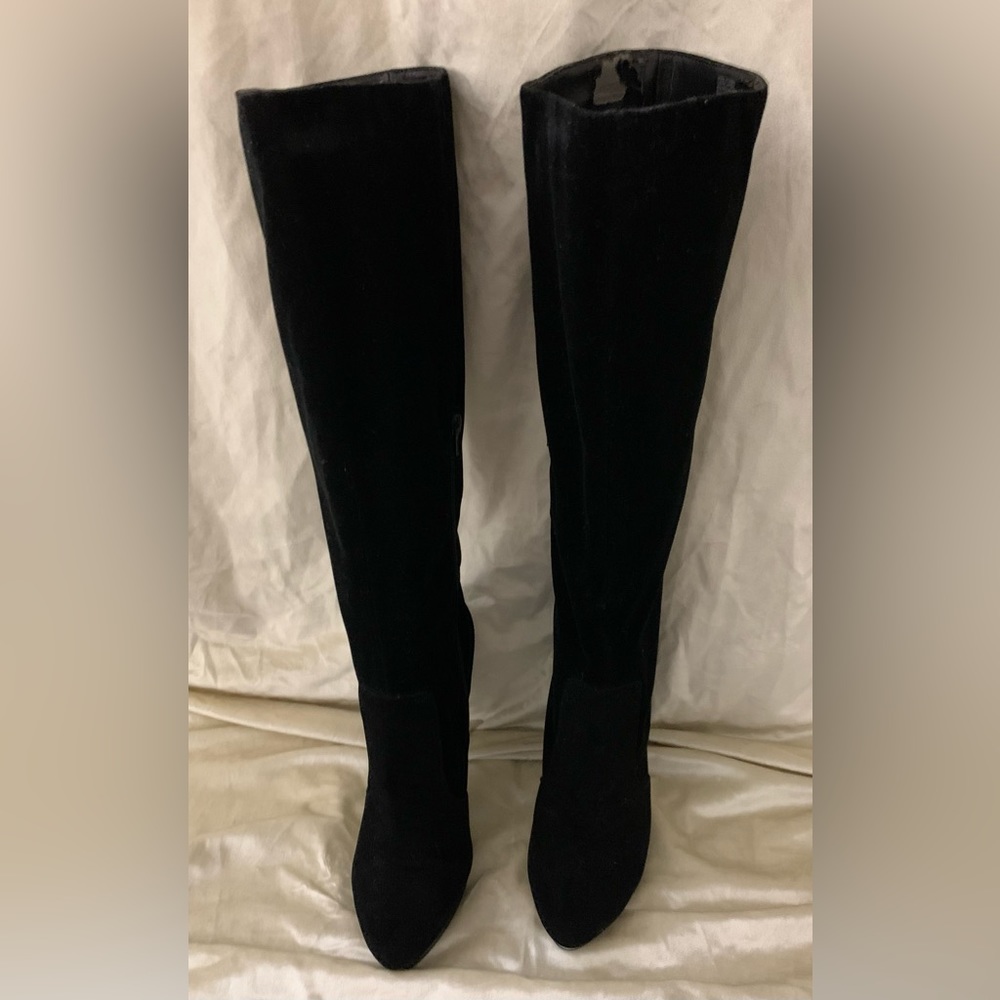 NWOT Tall INC Heeled black boots